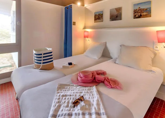 מלון Belambra Clubs Les Estagnots 3*